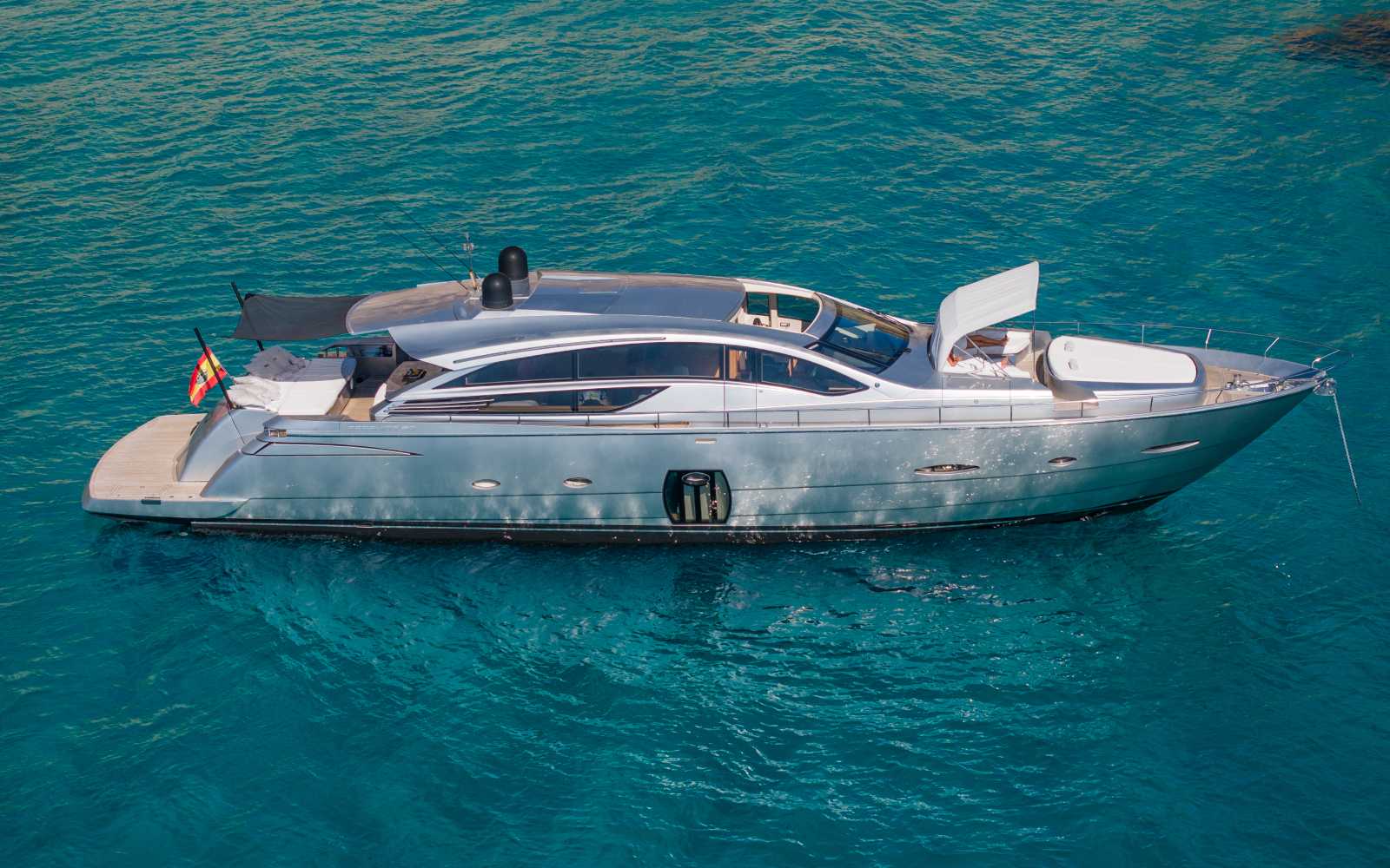 Pershing 80