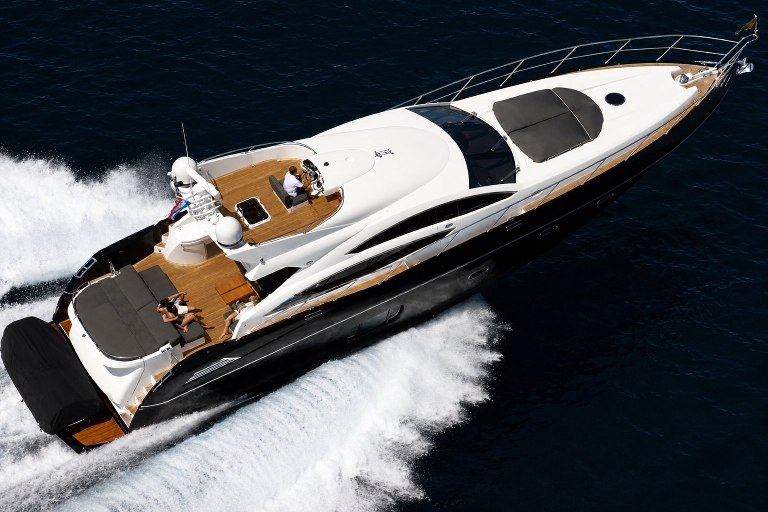 Sunseeker Predator 74 Black Jax